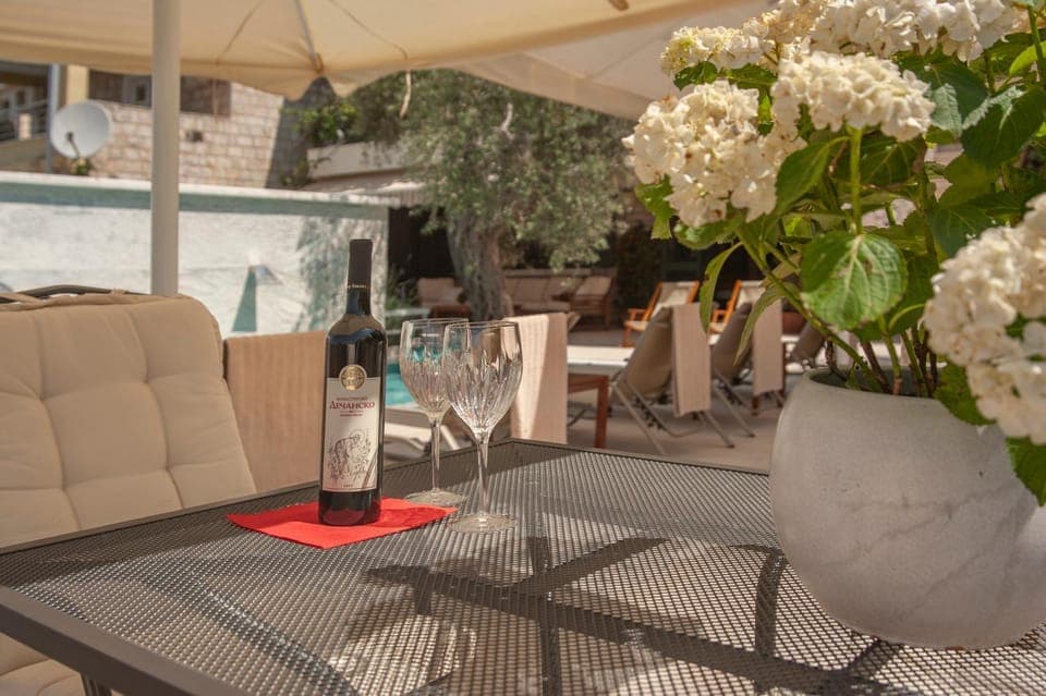 Patio, Garden, Balcony/Terrace, Swimming pool