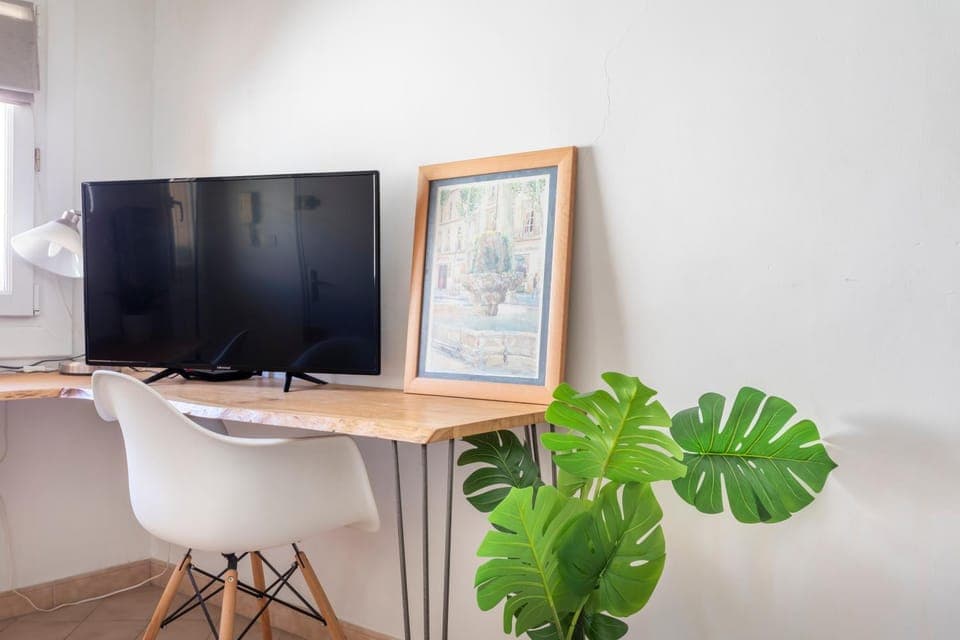 Communal lounge/ TV room, TV and multimedia