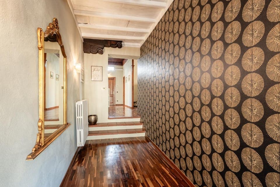 Decorative detail