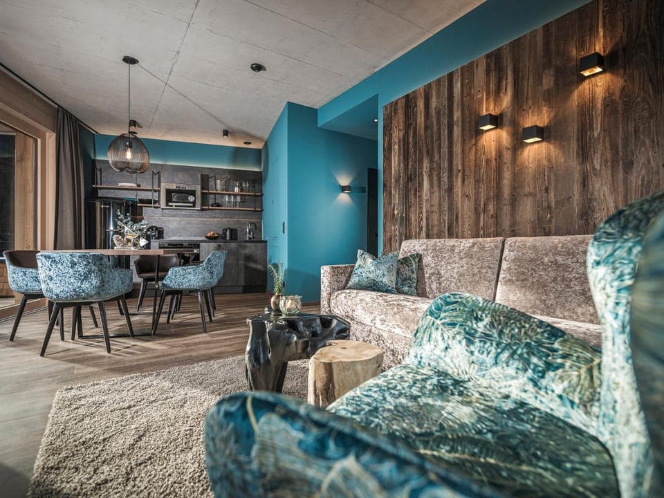 Living room, Seating area, Dining area