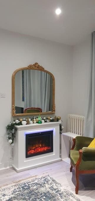 Living room, fireplace