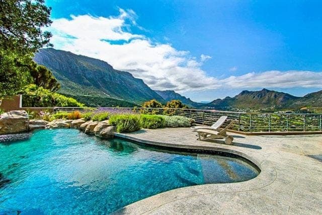 Day, Natural landscape, Garden, Garden view, Mountain view, Pool view, Swimming pool, sunbed
