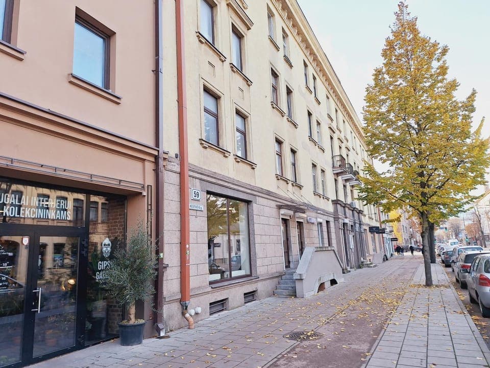 Property building, Street view, Location, Parking