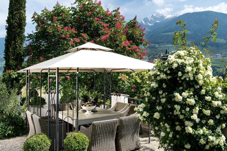 Spring, Day, Natural landscape, Summer, Garden, Decorative detail, Mountain view