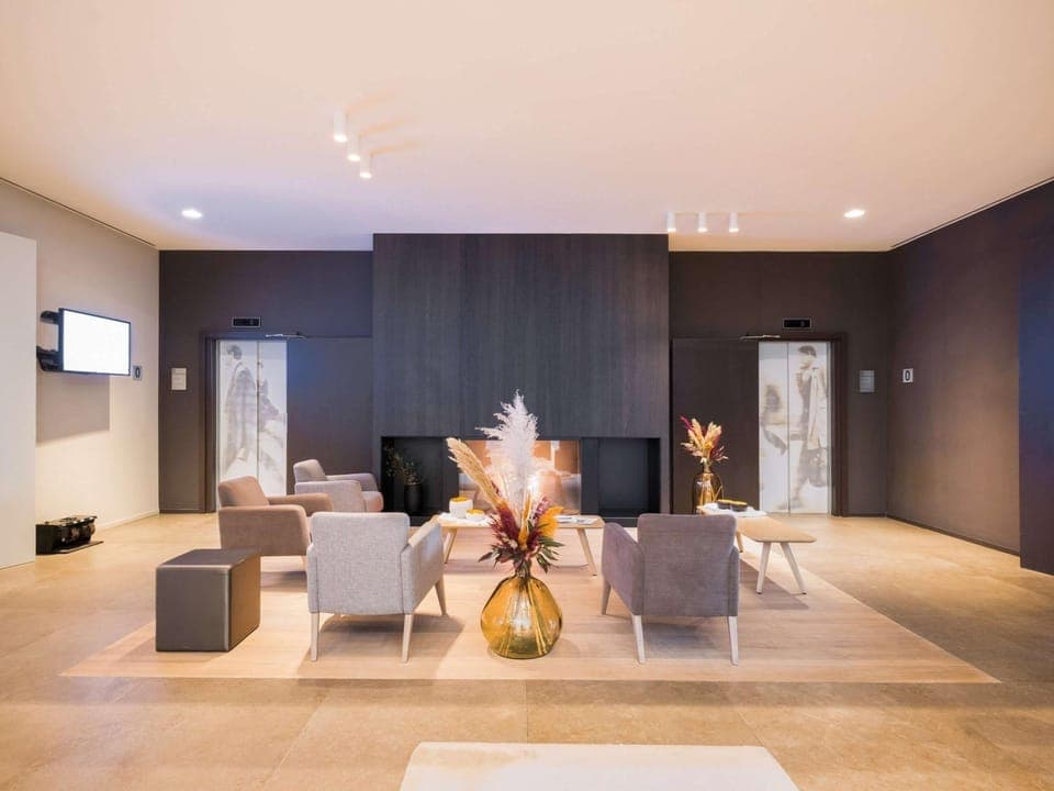 Property building, On site