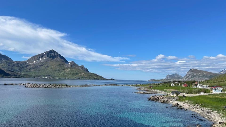 Up-scale apartment in picturesque surroundings Apartment in Lofoten