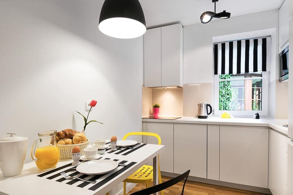 Day, Kitchen or kitchenette, Dining area, minibar, stove