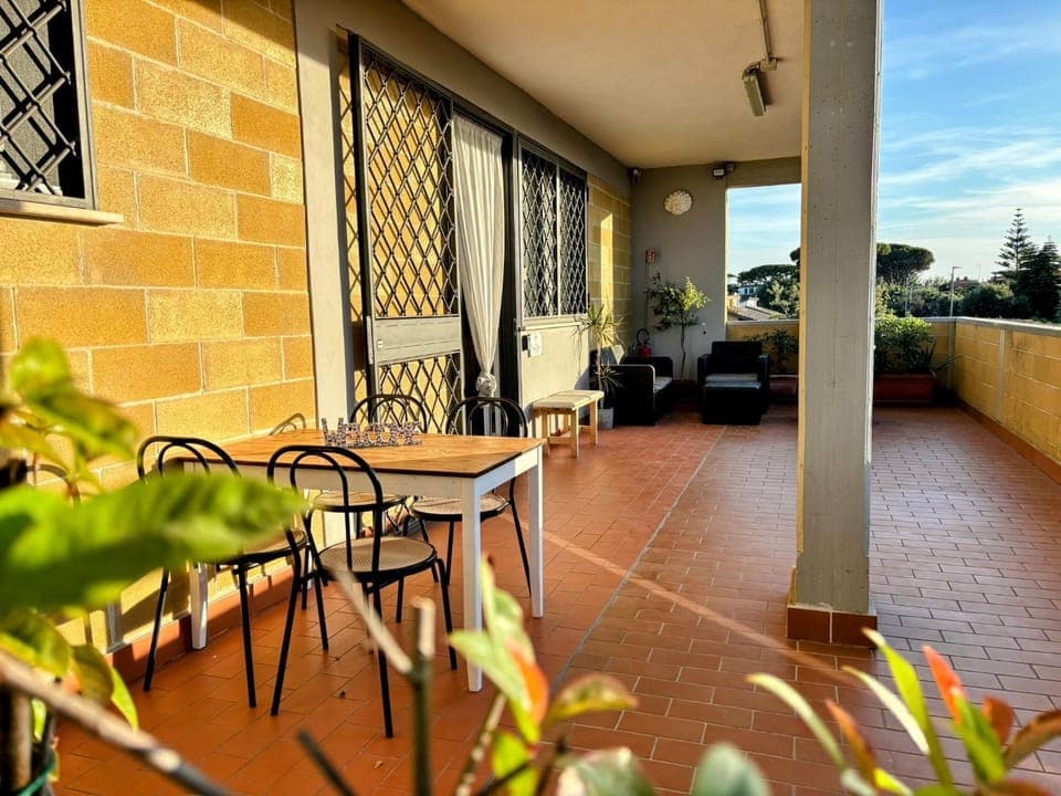 Property building, Balcony/Terrace