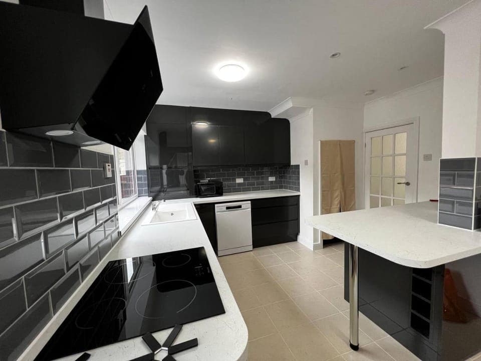 Kitchen or kitchenette, Dining area, dishwasher, minibar, oven, pet friendly, stove