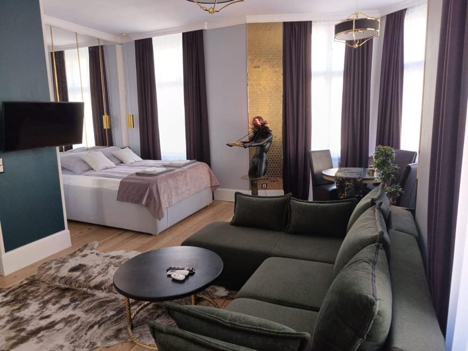 Communal lounge/ TV room, Bedroom