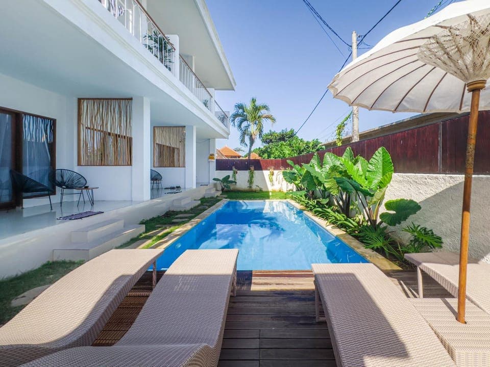 Garden, Swimming pool