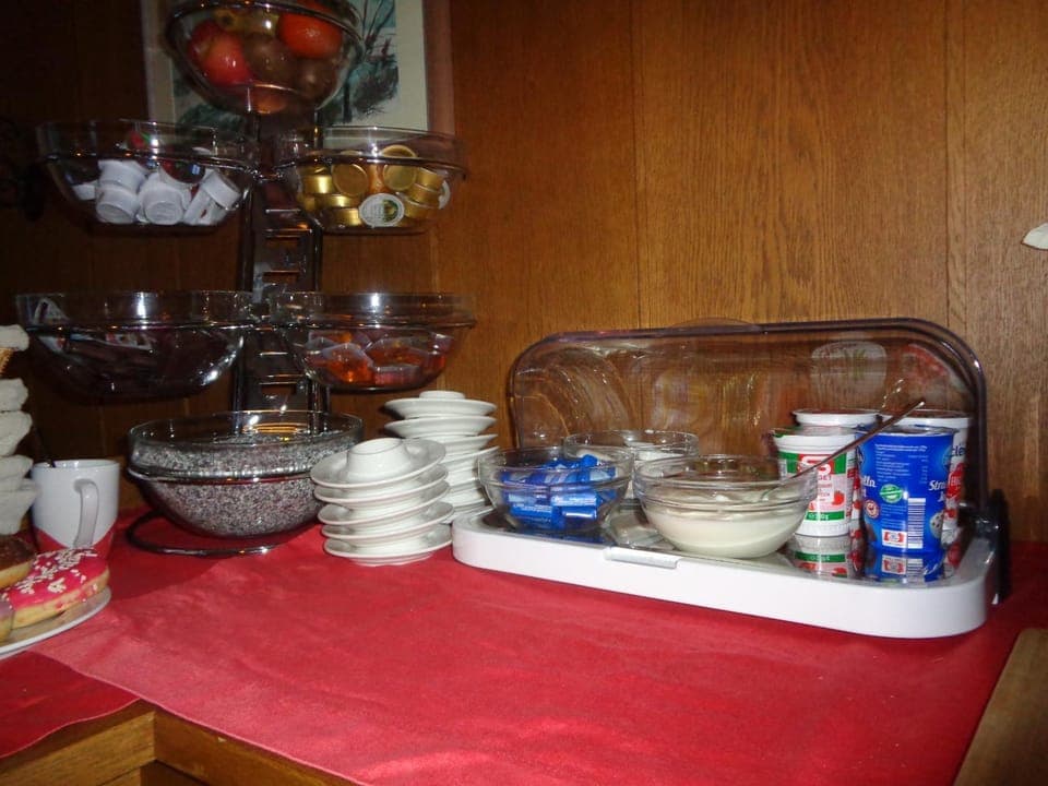 Coffee/tea facilities, Food and drinks, Breakfast, Buffet breakfast