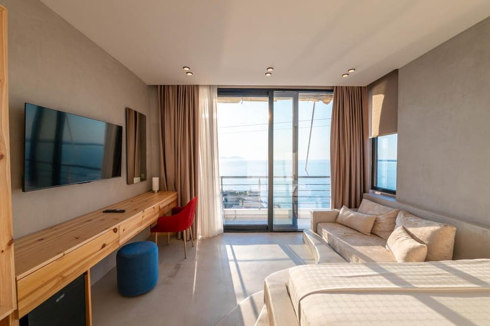 Seating area, Bedroom