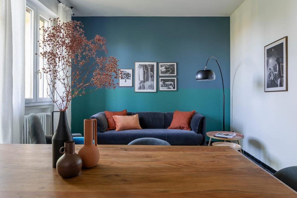 Living room, Dining area