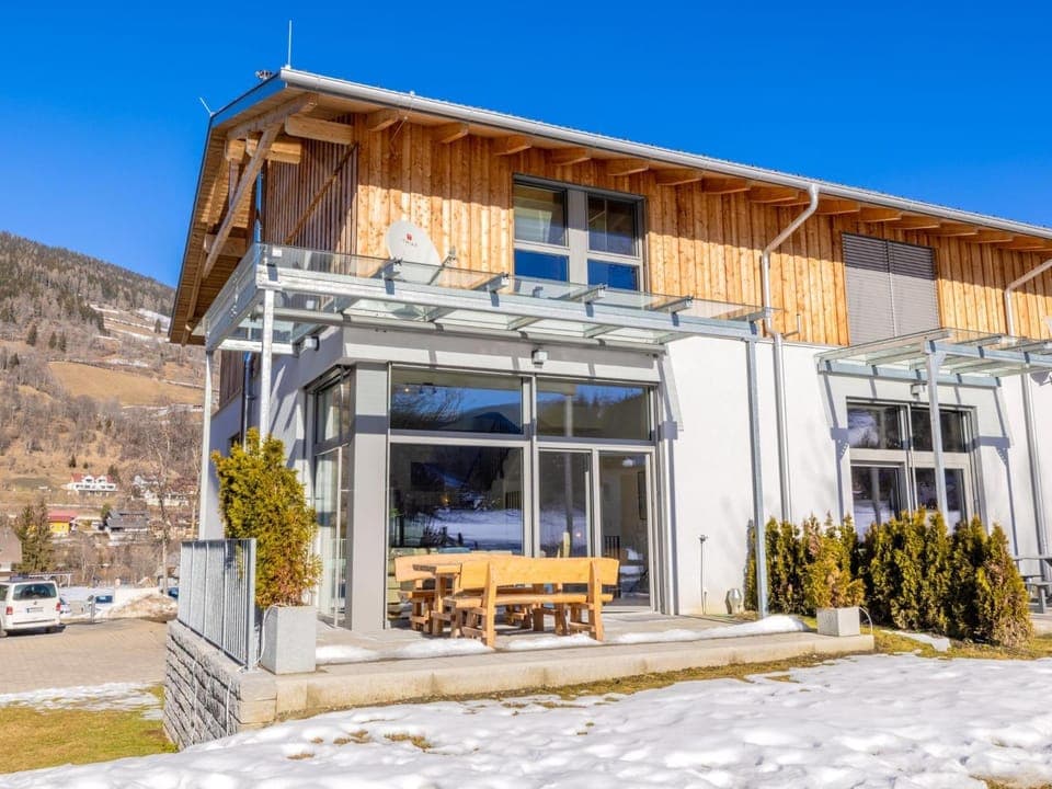 Property building, Winter