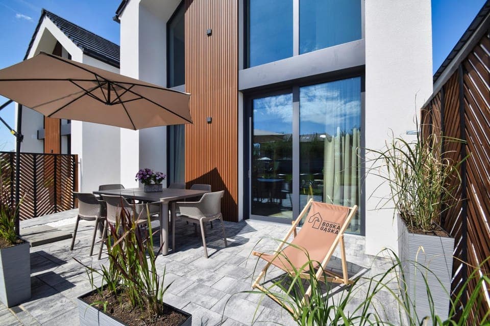 Garden, Balcony/Terrace