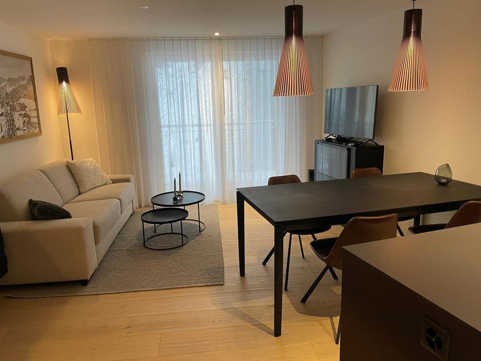 Living room, Dining area