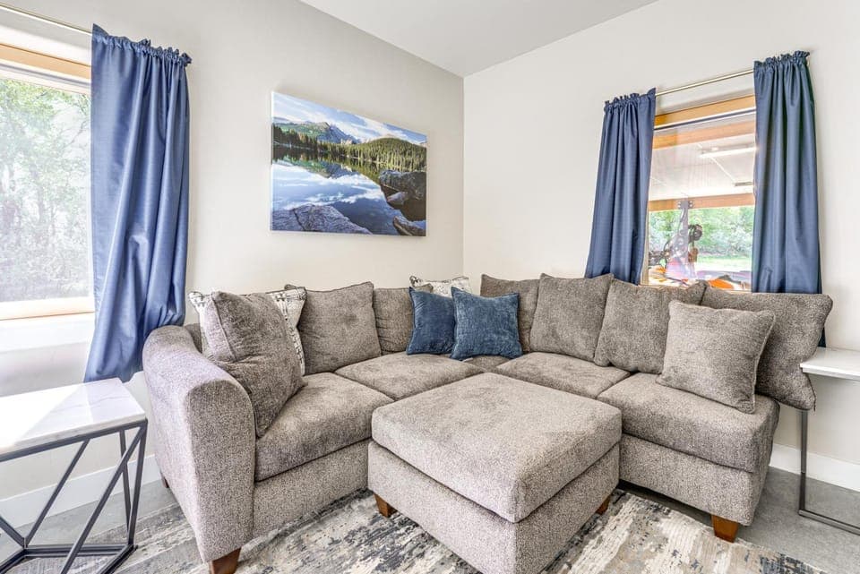 Unique Grand Junction Guest Suite w/ Gas Fire Pit! House in Colorado