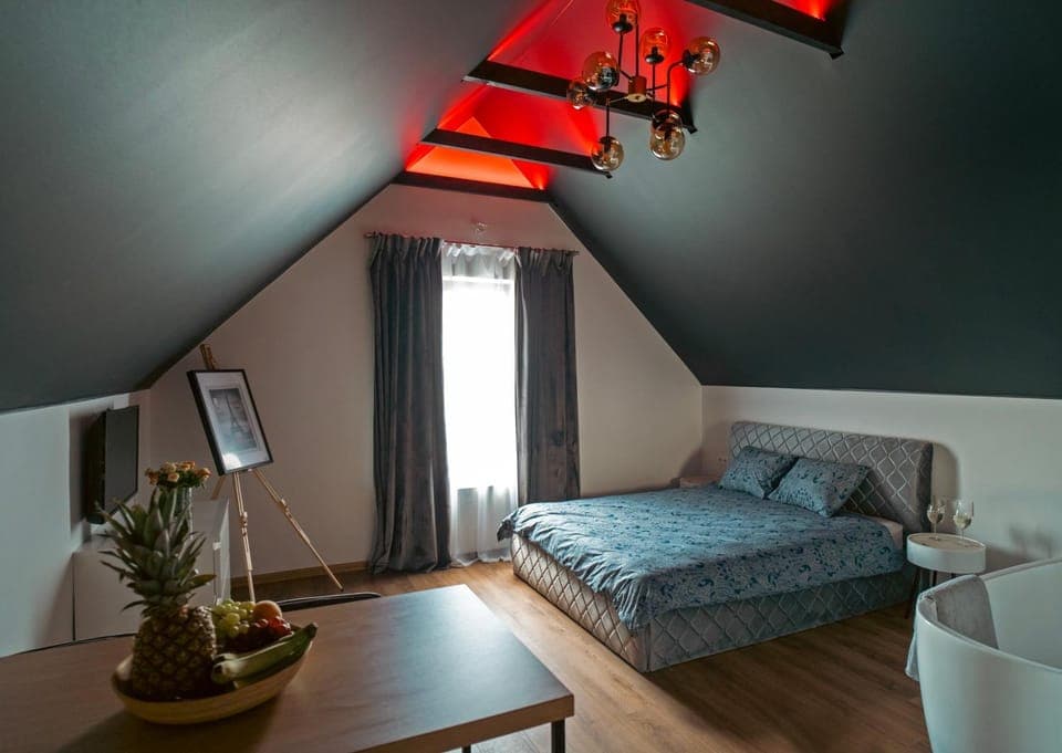 Bed, Photo of the whole room