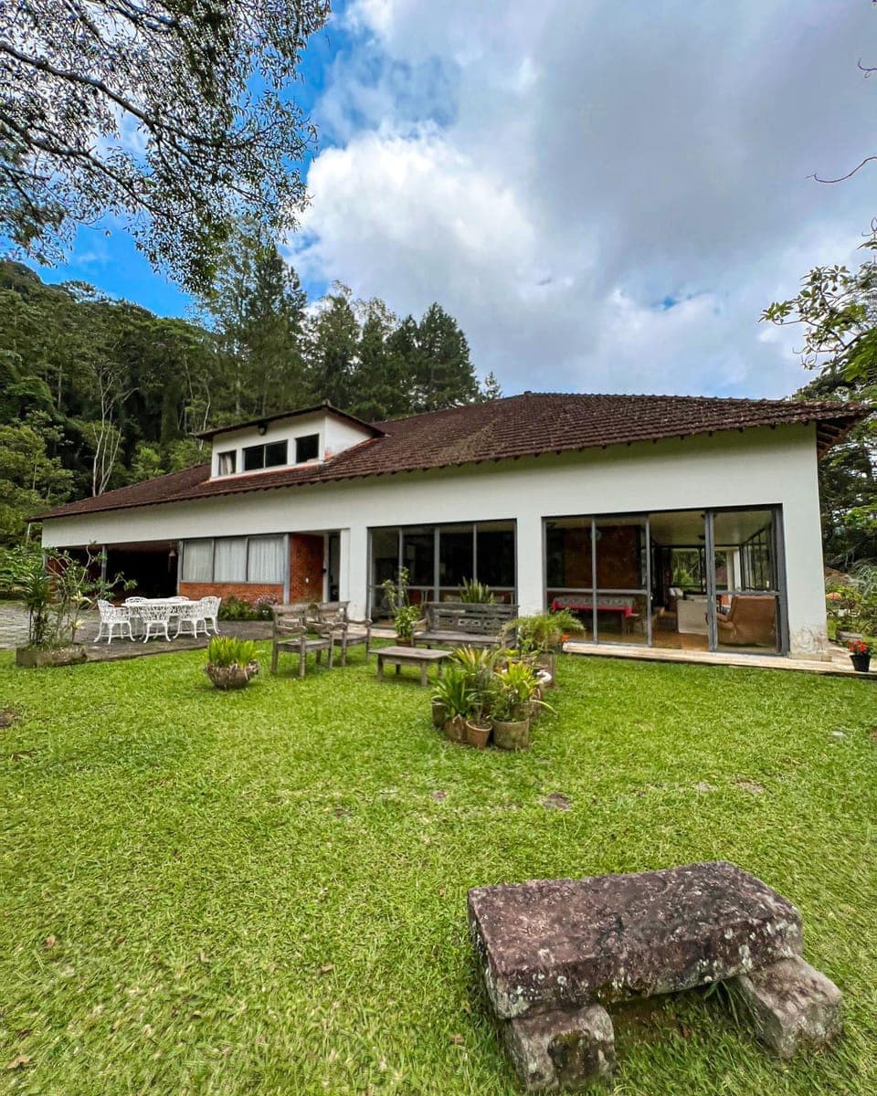 Property building, Day, Garden