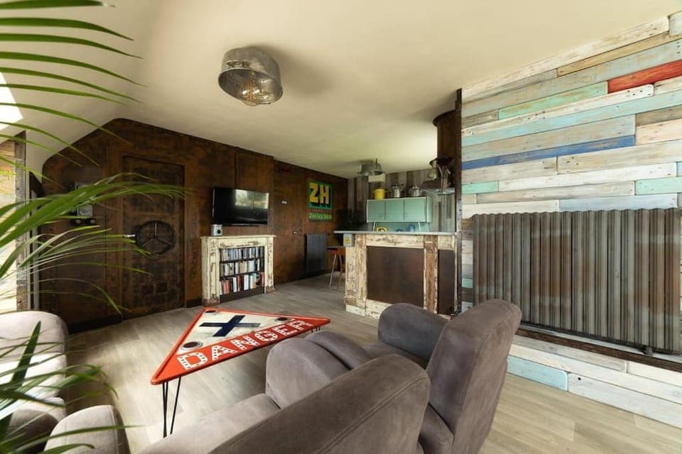 TV and multimedia, Living room