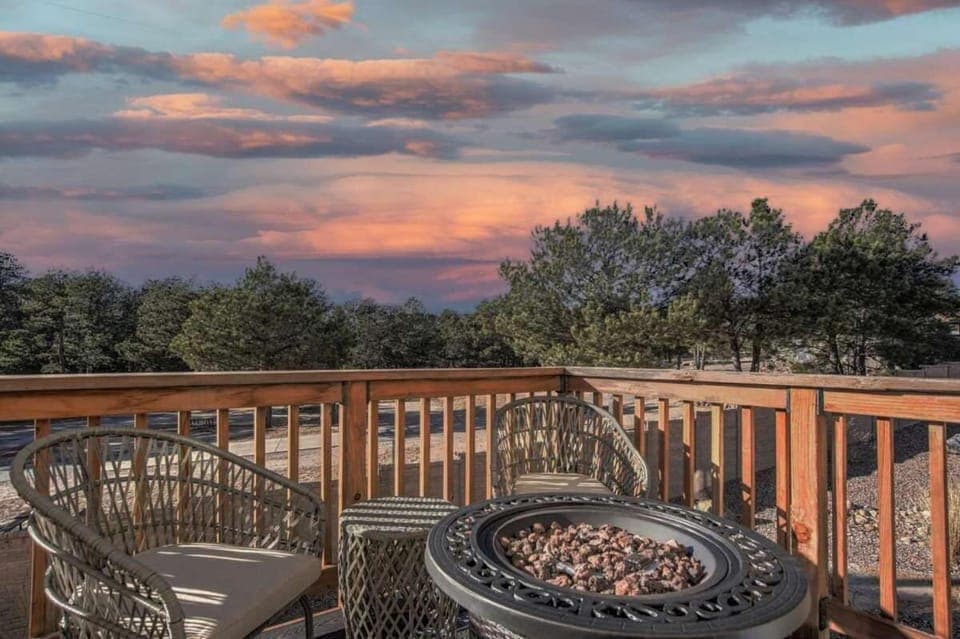 _Entire Home_Game Room_Basement_FirePit_ House in Colorado