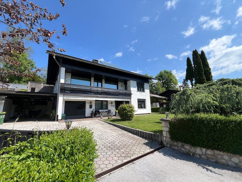 Property building, Day, Garden