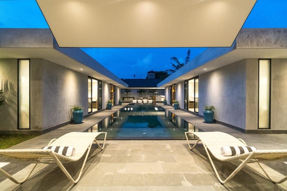 Patio, Pool view, Swimming pool