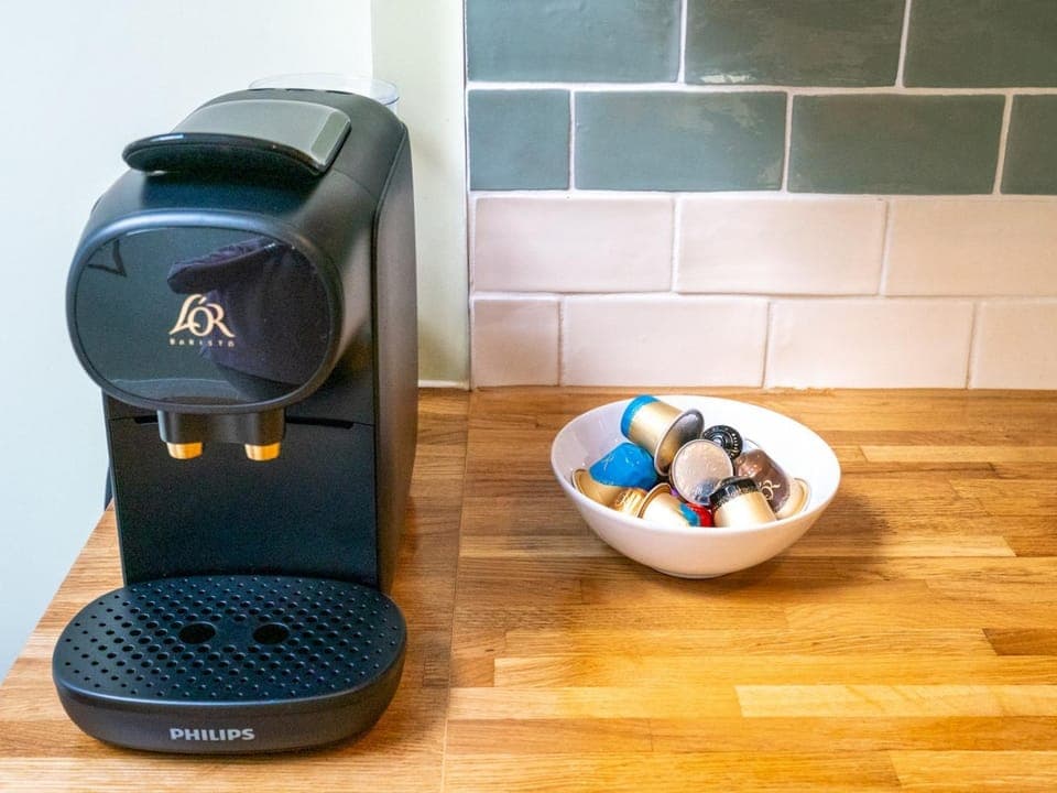 Coffee/tea facilities, Other