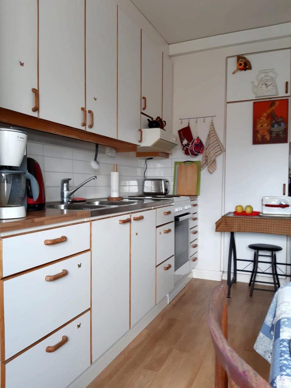 Kitchen or kitchenette, Kitchen or kitchenette, stove