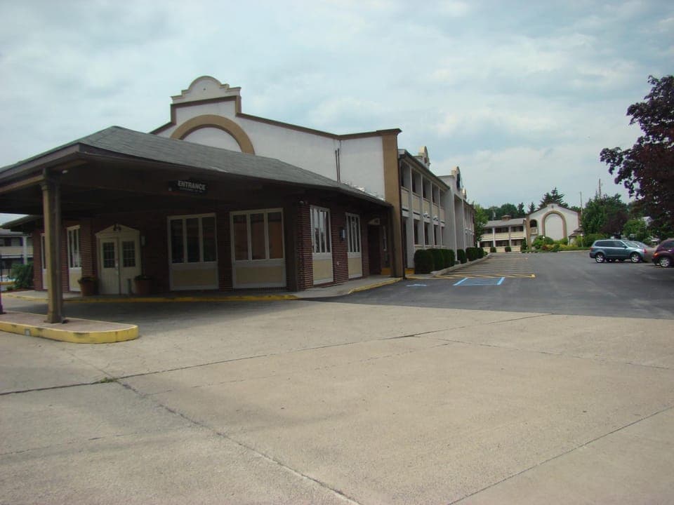 Property building, Street view