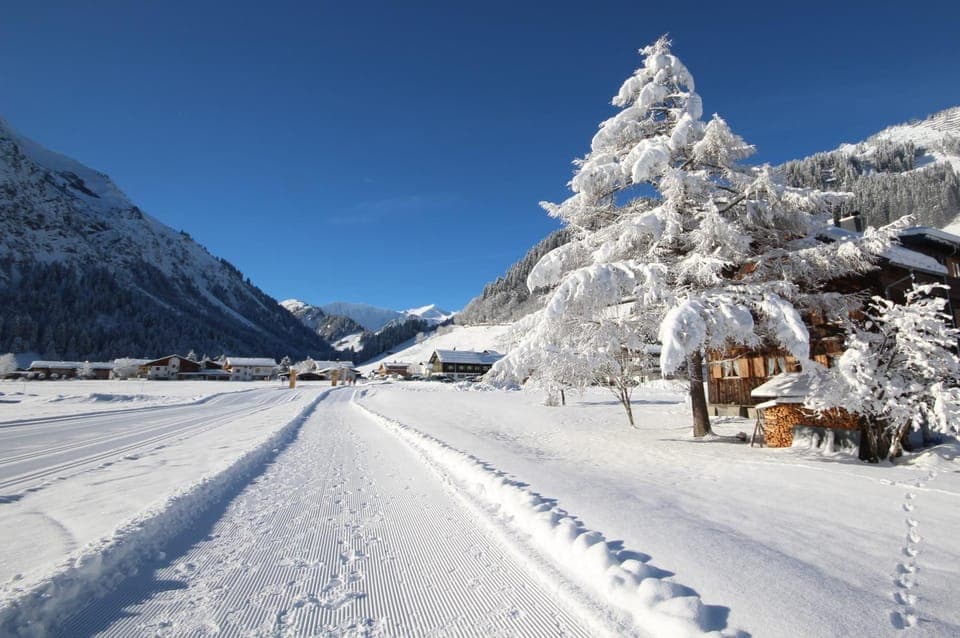 Day, Natural landscape, Winter, Mountain view