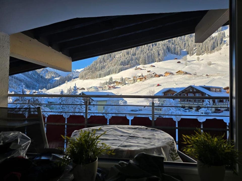 Property building, View (from property/room)