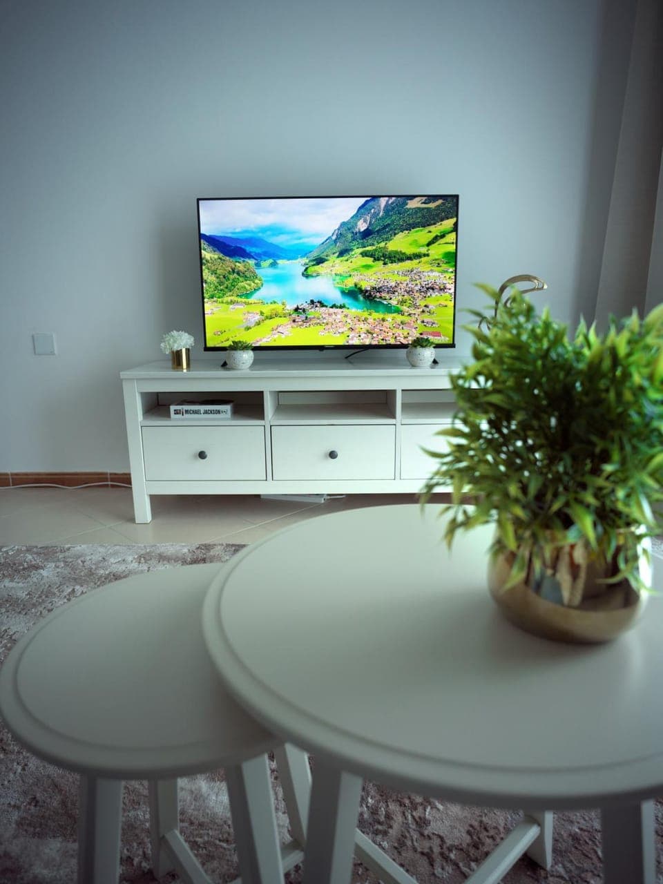 Communal lounge/ TV room, TV and multimedia, Evening entertainment