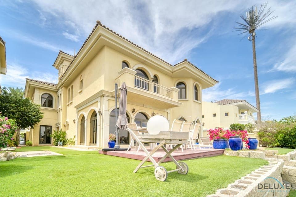 Property building, Garden, Garden view