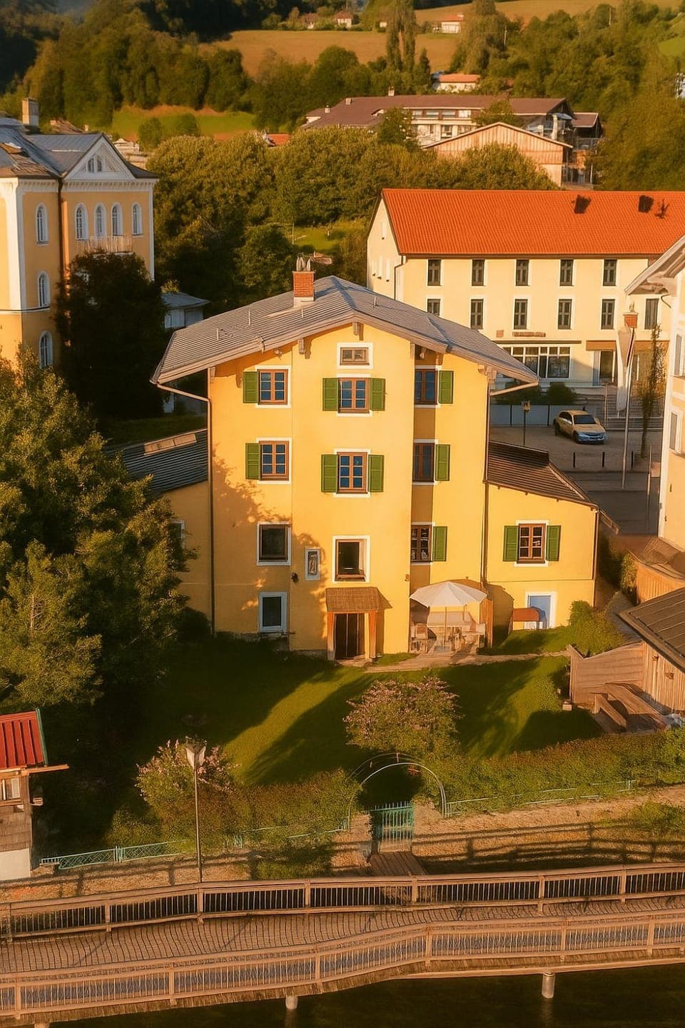 Property building, Neighbourhood, BBQ facilities, Garden