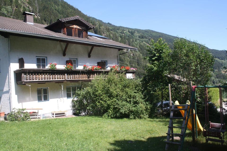 Property building, Garden