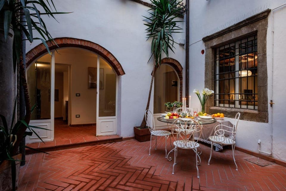 Casa al Dipinto, Contemporary Apartment with Apartment in Capannori