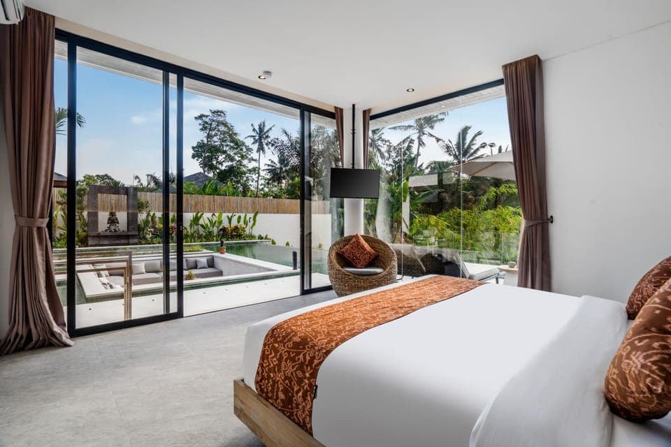 Bed, TV and multimedia, Bedroom, air conditioner