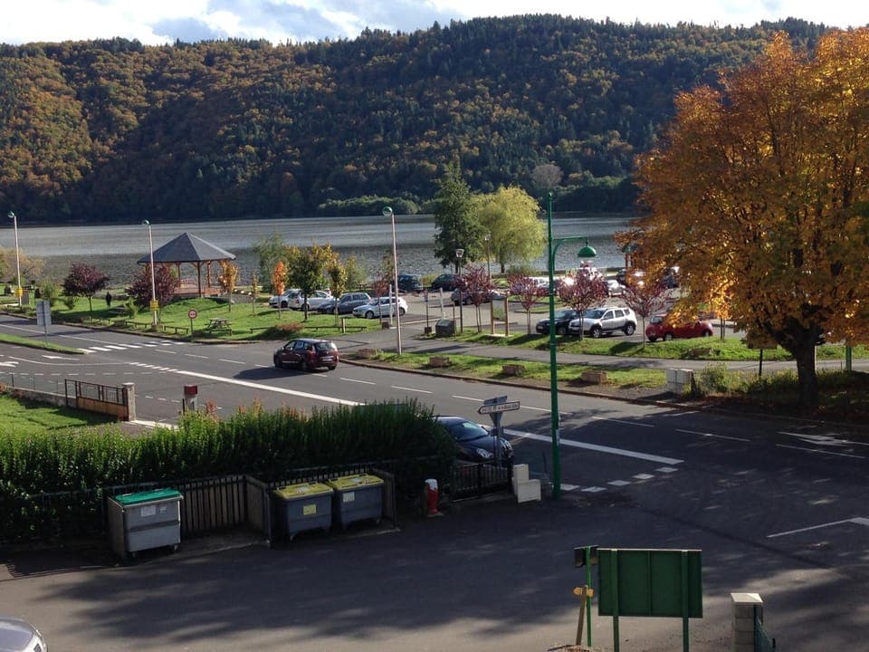 Nearby landmark, Neighbourhood, On site, Lake view, Lake view, Landmark view, Landmark view