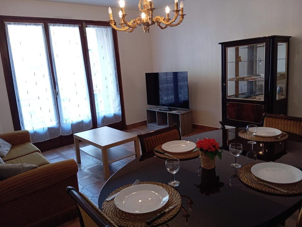 Property building, Living room