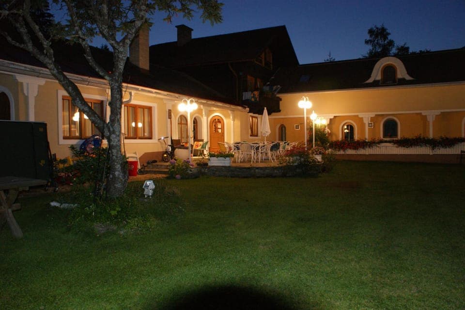 Night, Natural landscape, Summer, Beach, On site, Pets, Pets, Garden view, Lake view, Mountain view, Family, Inner courtyard view