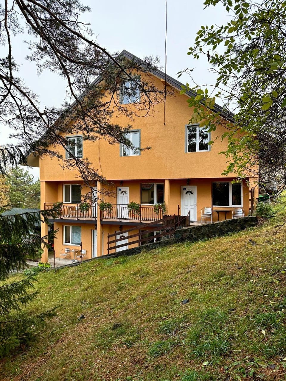 Property building, Day, Natural landscape, Garden view