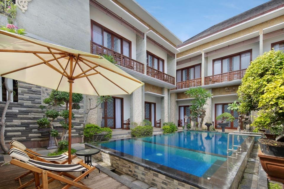 Swimming pool, Swimming pool, sunbed