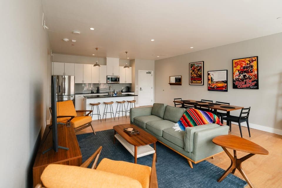 Property building, View (from property/room), View (from property/room), Balcony/Terrace, Balcony/Terrace, Living room, Food, City view, Garden view, Garden view, Quiet street view, Inner courtyard view