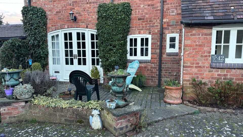 Property building, Garden view