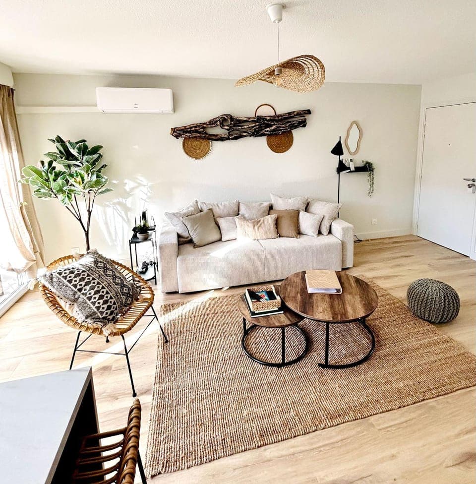 Living room, Decorative detail, air conditioner