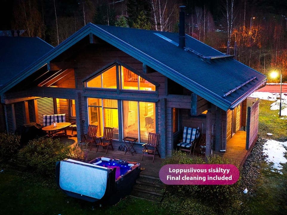 Property building, Pool view