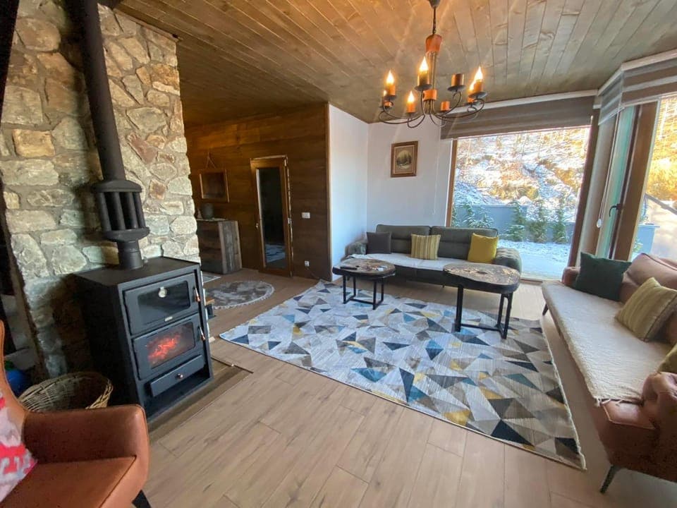 Living room, flat iron