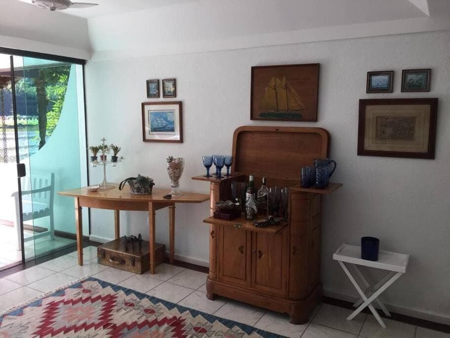 Seating area